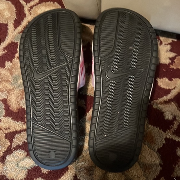 Woman's Nike Slids - Picture 2 of 3